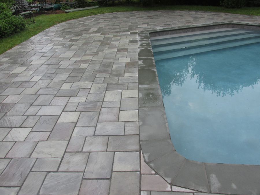Paver hardscape project with balanced color and layout decisions